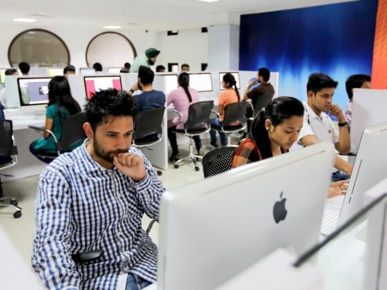 Top Best BCA Colleges in India for Non Mathematics Students
