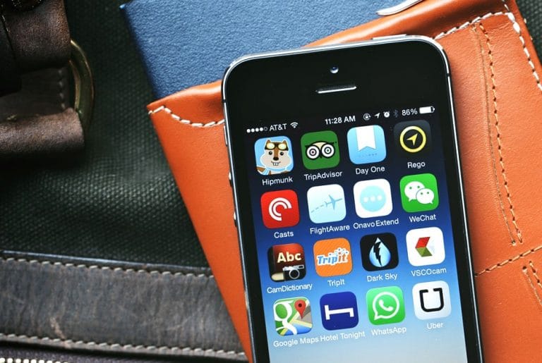 The Best Travel Apps to Download When You’re On The Road