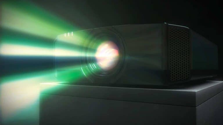 Top 5 Best Projectors for Video Gamers in 2017