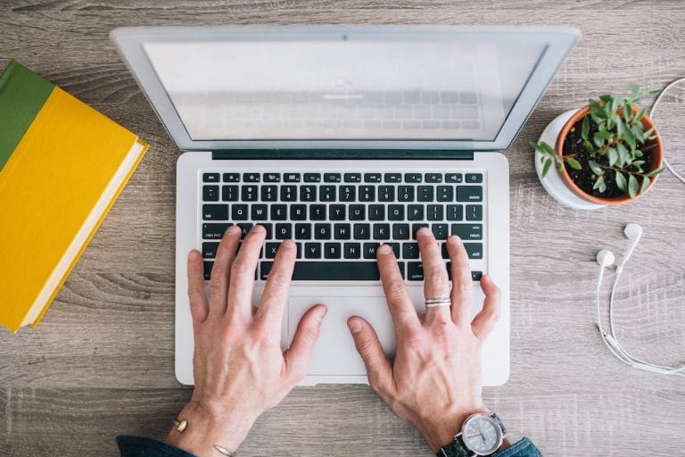 How Many Words Should Be There In My Blog Post?
