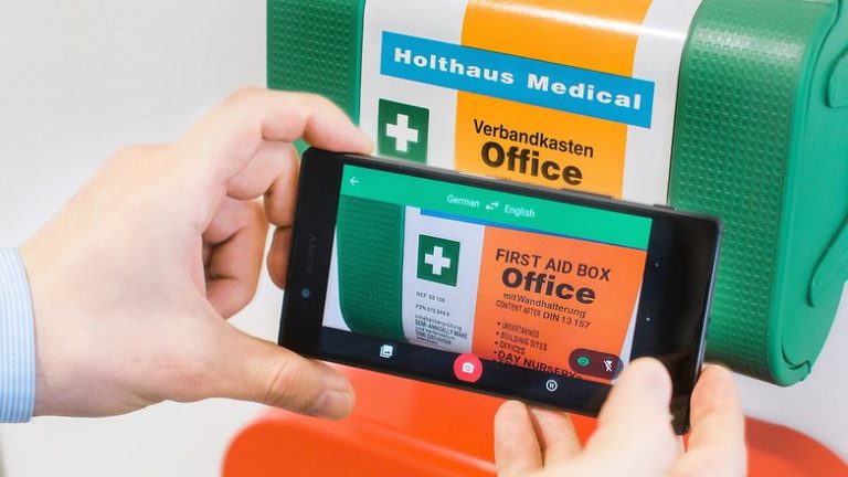 7 Best Translation Apps for Travelling Around the World