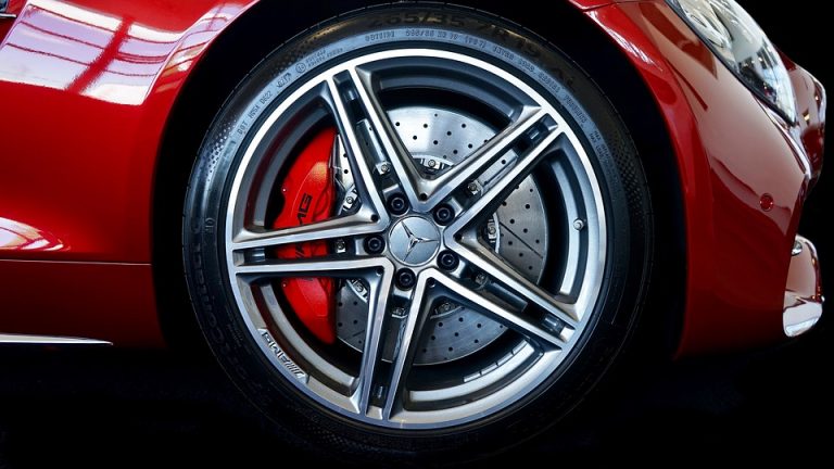 How to Fix Common Brake Problems in Car?
