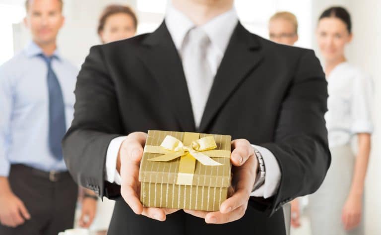 Top 5 Gifts That Can Help You Attract More Customers to Your Business