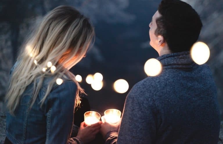 The Pros and Cons of Hookup and Dating Sites