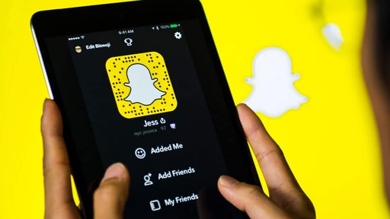 How To Track Someones Snapchat Using SpyMyFone