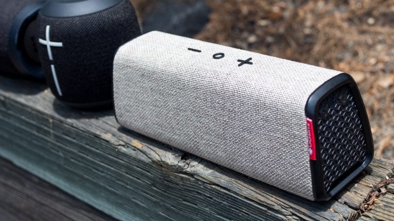 Factors You Should Not Miss While Buying a Speaker