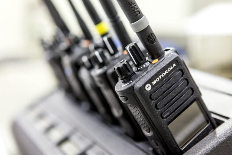 Reasons You Should Use Two-Way Radios as Compared to Cellphones