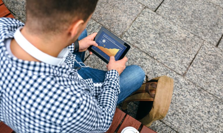 7 Best Cryptocurrency Apps for iOS