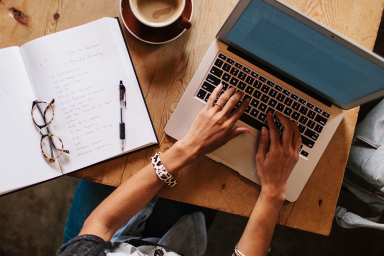 Is Buying Essays Online Safe and Legal?