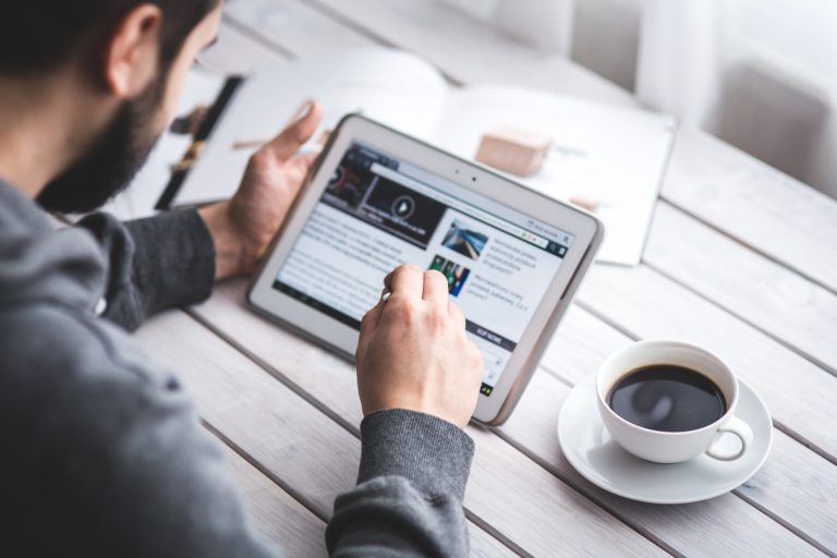 Best Way To Read Newspaper Online in 2022