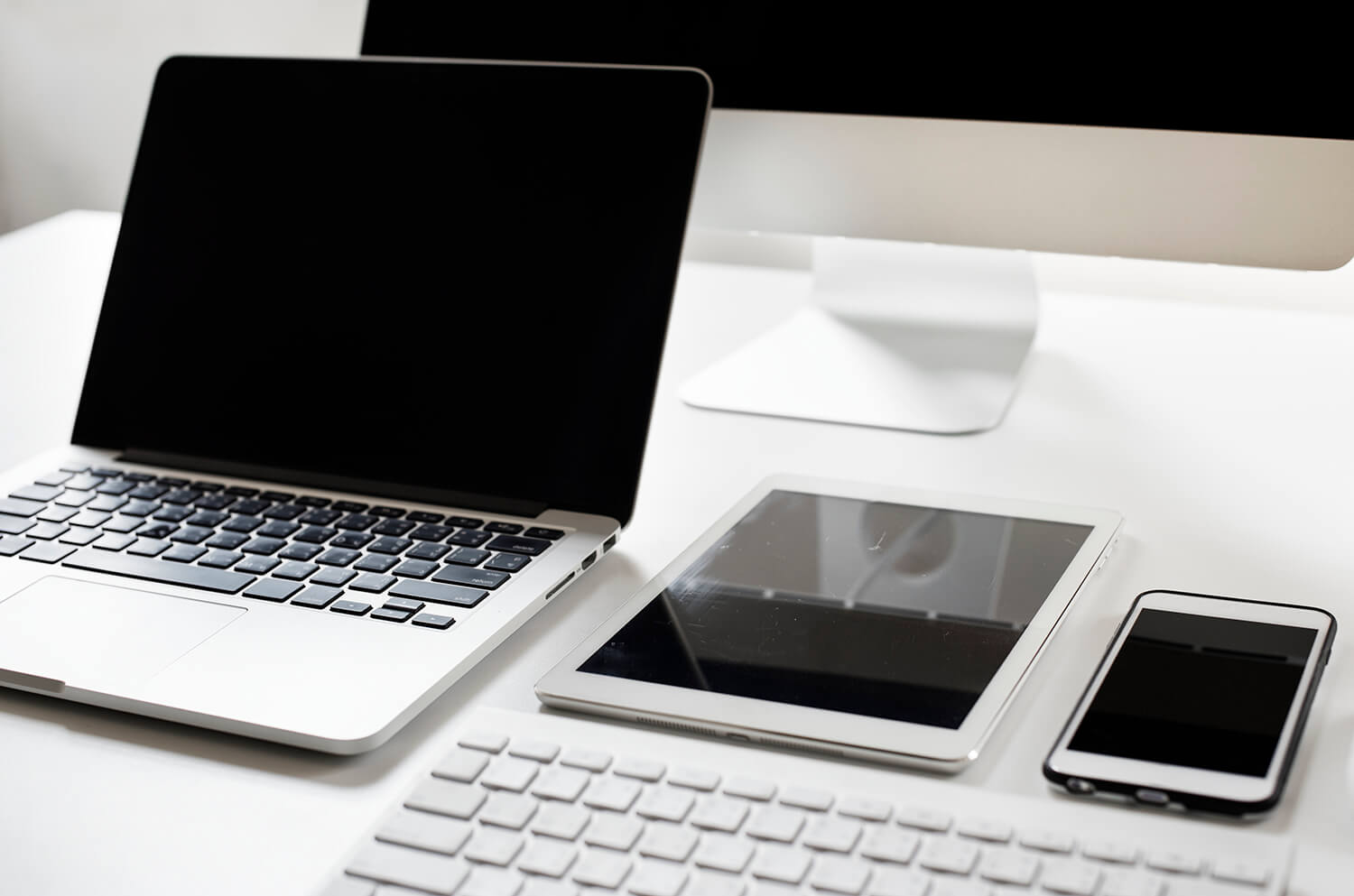 electronic devices,refurbished, Choosing Between Used, Refurbished, and Pre-Owned Electronic Devices