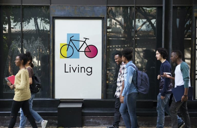 10 Benefits of Outdoor Advertising for Your Business