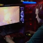 does gpu affect fps Gamer streaming the game